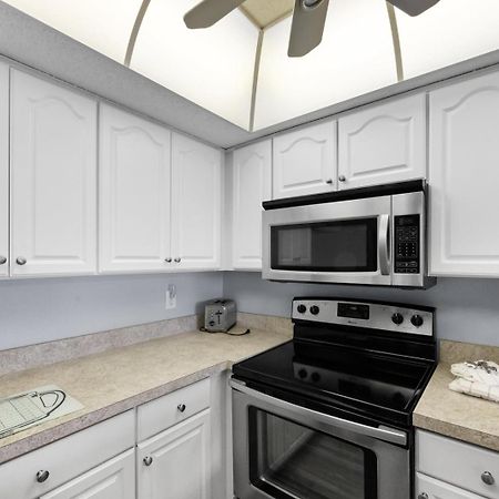 201 Sandy Shores Condos St. Pete Beach Eksteriør bilde