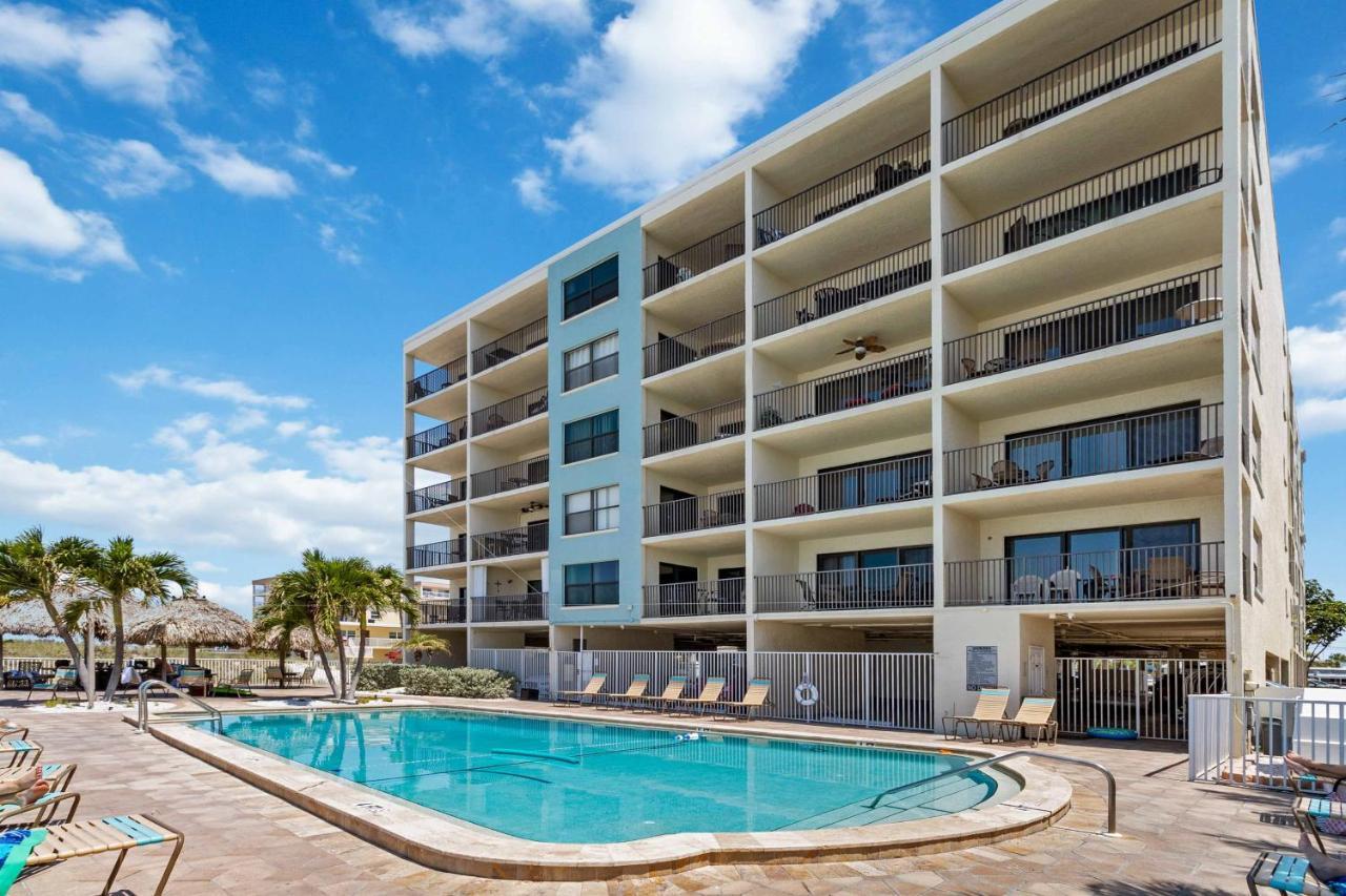 201 Sandy Shores Condos St. Pete Beach Eksteriør bilde