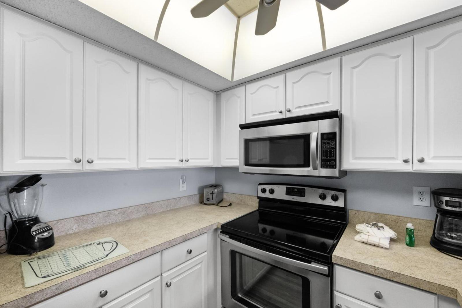 201 Sandy Shores Condos St. Pete Beach Eksteriør bilde