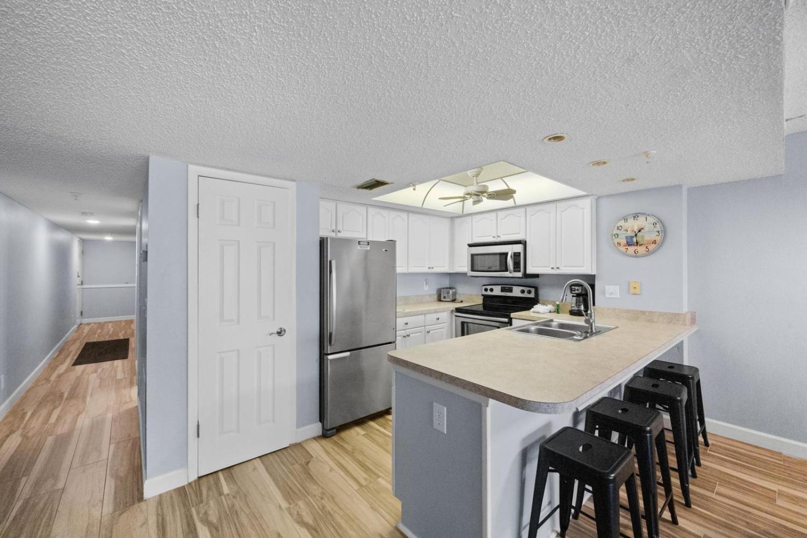201 Sandy Shores Condos St. Pete Beach Eksteriør bilde
