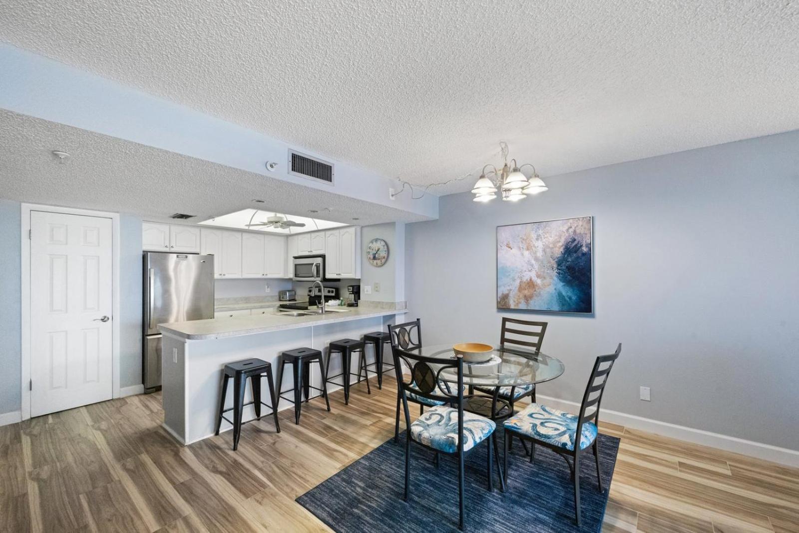 201 Sandy Shores Condos St. Pete Beach Eksteriør bilde