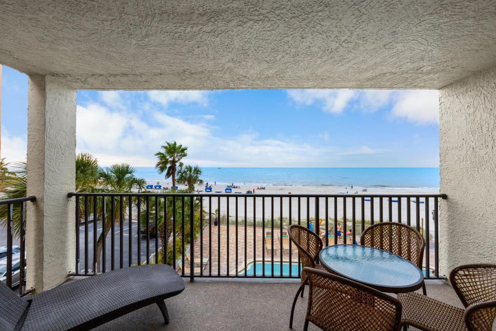 201 Sandy Shores Condos St. Pete Beach Eksteriør bilde